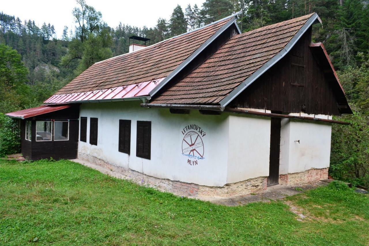 Penzion Thamasy Spisske Tomasovce Exterior photo